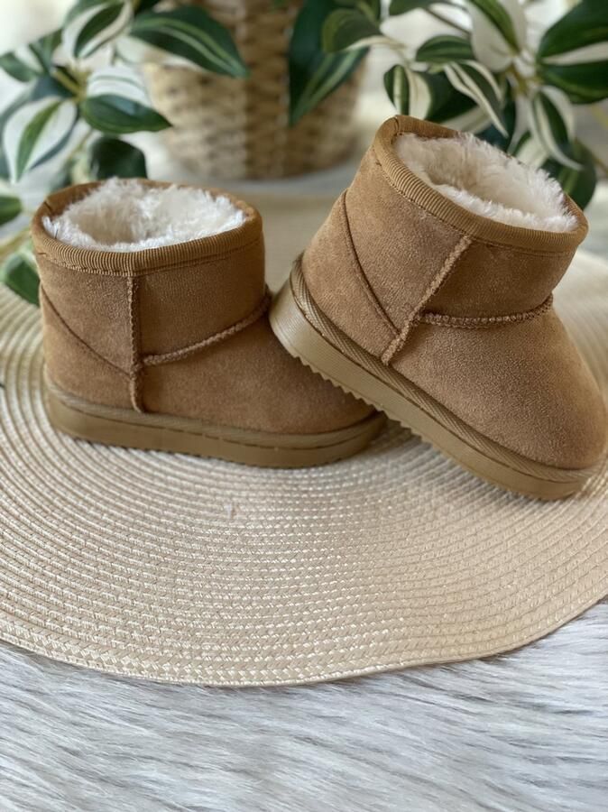 Winter boots Camel