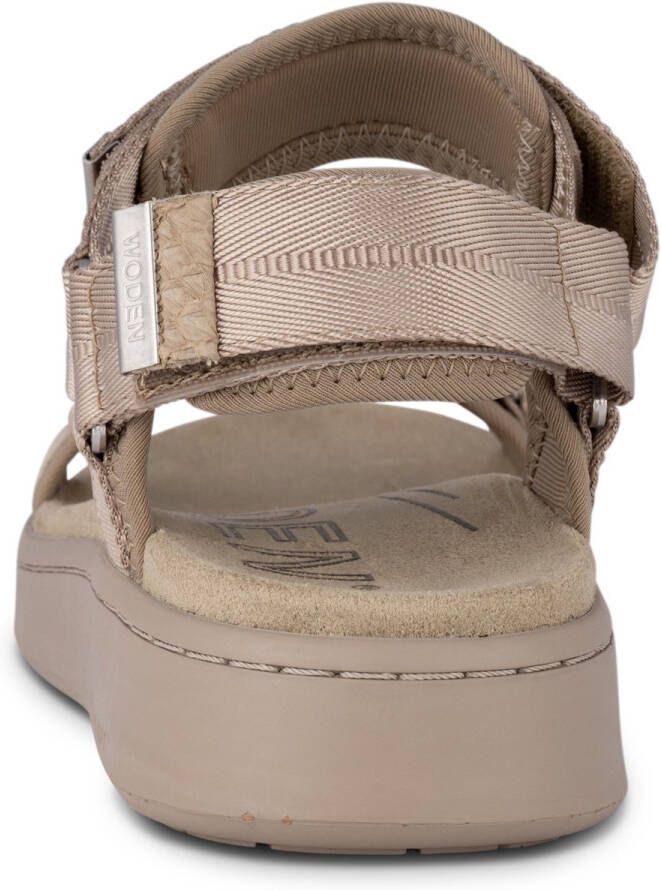 Woden Sandalen Line