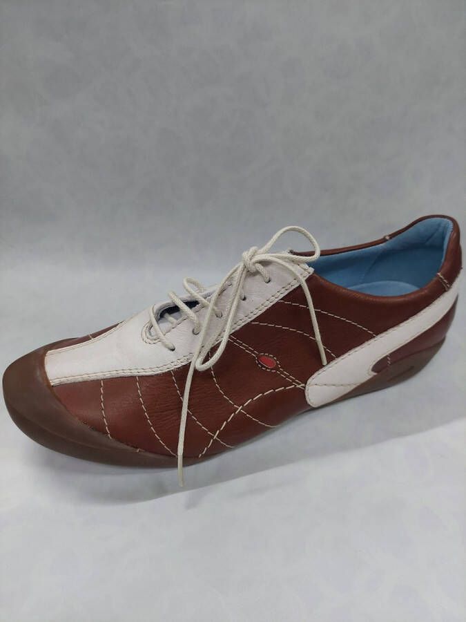 Wolky 1450 Ace veterschoenen bruin wit