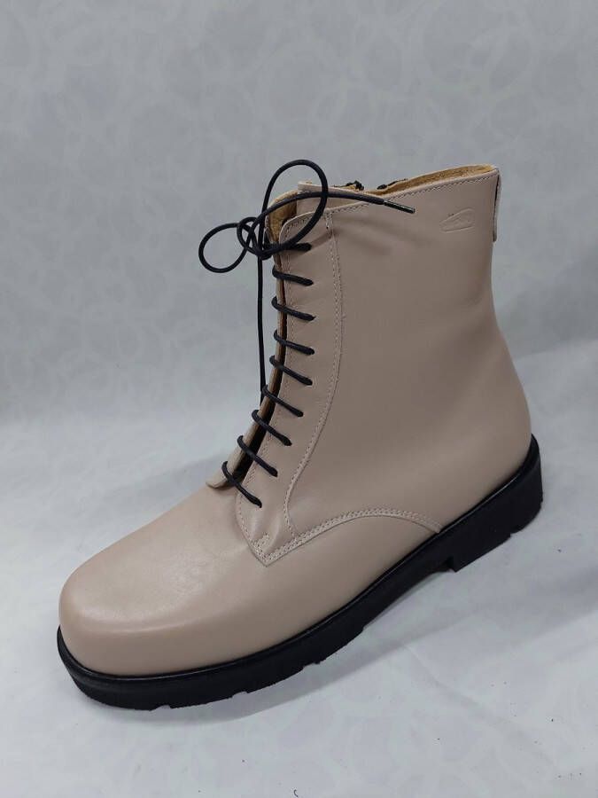 Wolky 2602 veterschoenen offwit