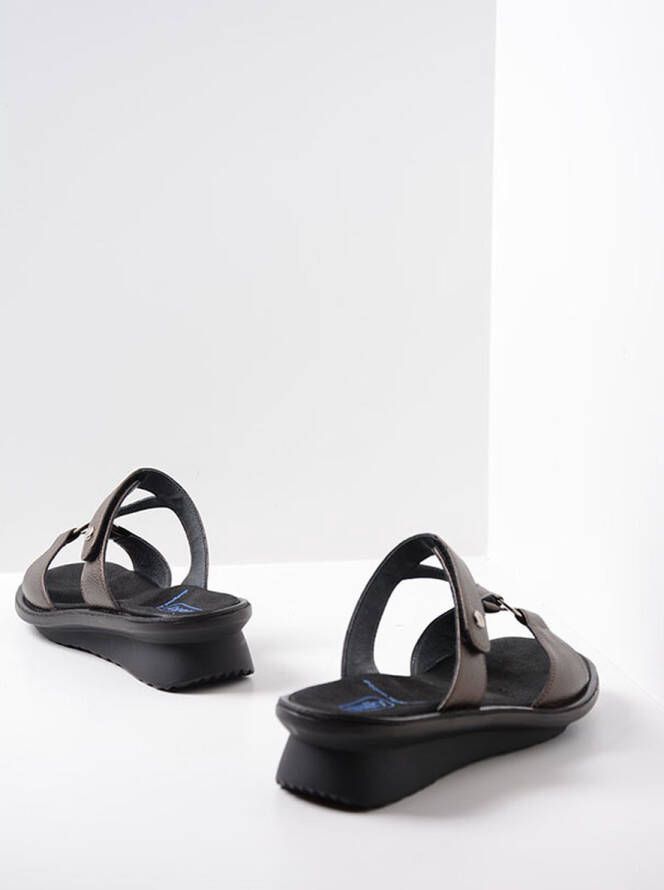 Wolky Slippers Isa brons leer