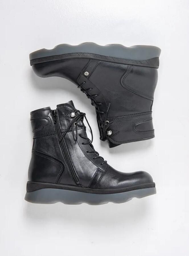 Wolky Dames veterboot Destiny HV Montana Artikel 0298238.000 Zwart