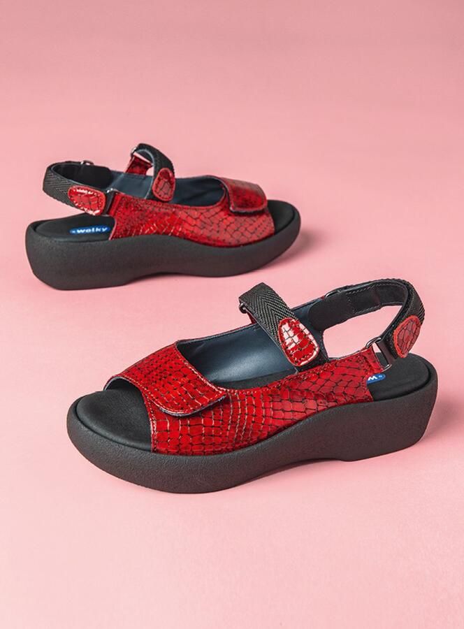 Wolky Sandalen Jewel rood crocolook lakleer - Foto 4