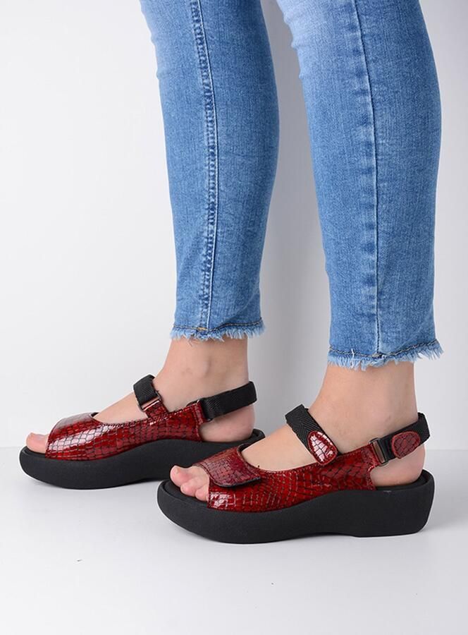 Wolky Sandalen Jewel rood crocolook lakleer - Foto 6