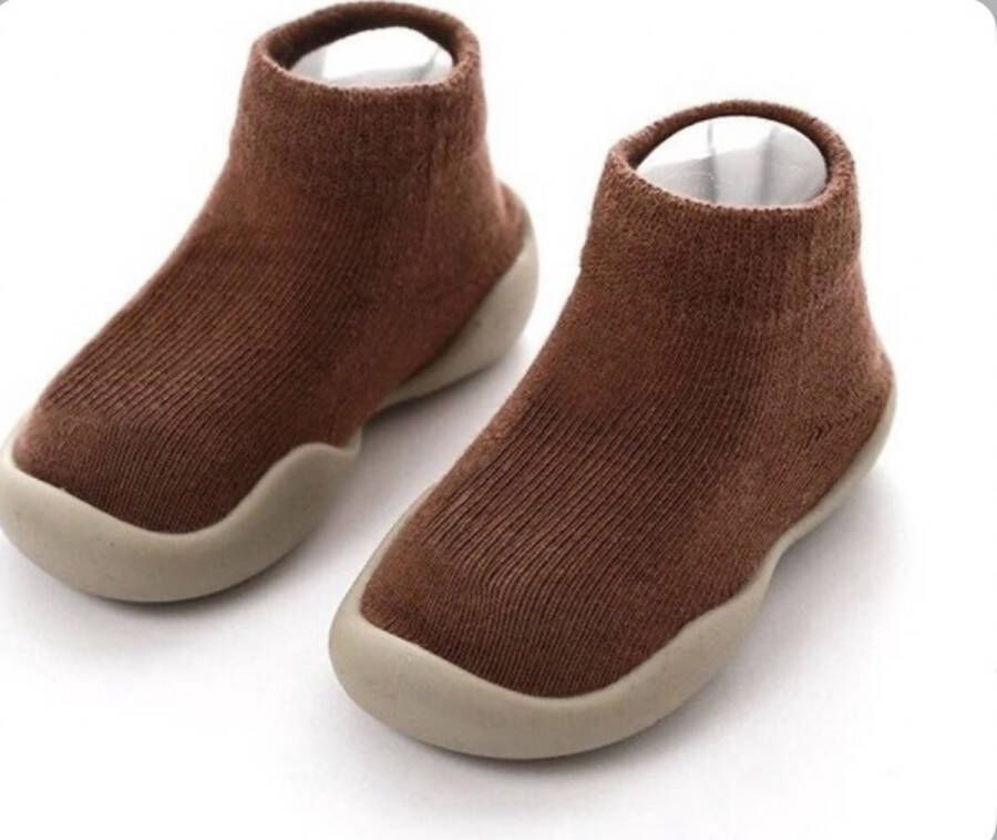 WUNO Antislip baby schoentjes – 18-24 maanden – 14 cm Mocca