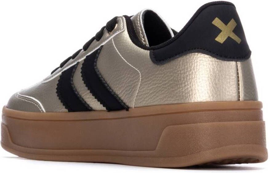 Xti 144585 Schoenen Goud Vrouw