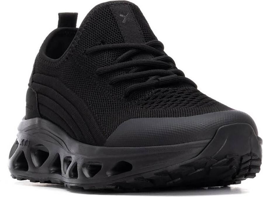 Xti 144541 Trainer ZWART