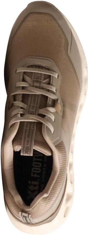 Xti Lage sneakers met veters