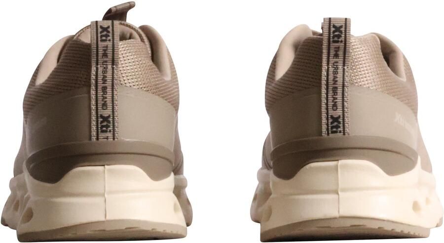 Xti Lage sneakers met veters