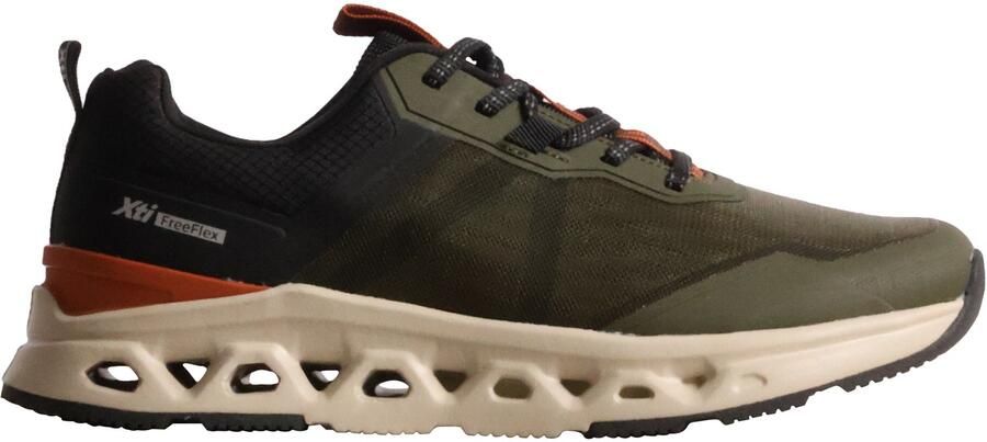 Xti Lage sneakers met veters