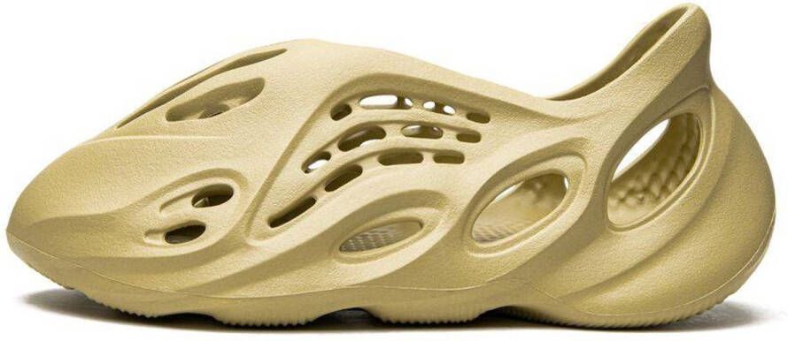 yeezy Adidas Foam RNNR Sulfur