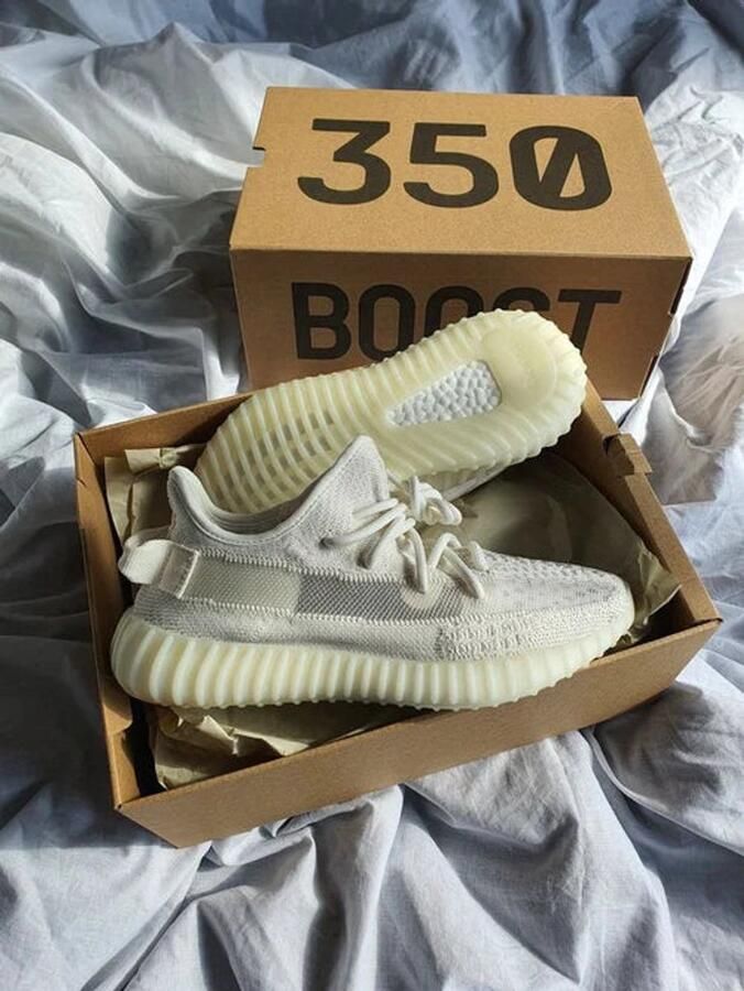 Adidas Originals Yeezy Boost 350 V2 W Running beige 2 3 Schoenen