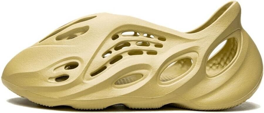 Yeezy Adidas Foam RNNR Sulfur
