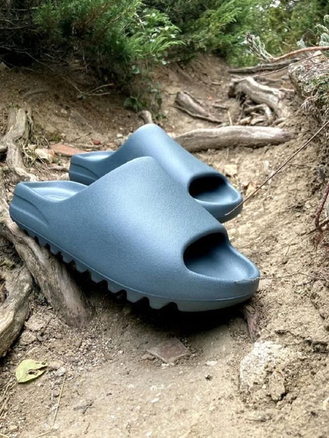 Yeezy adidas Slide Slate Marine