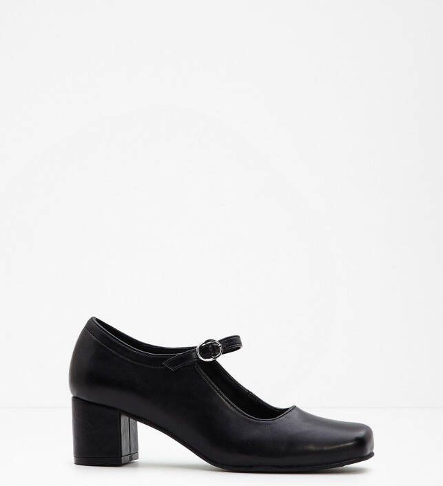 Bonprix Strappy pumps