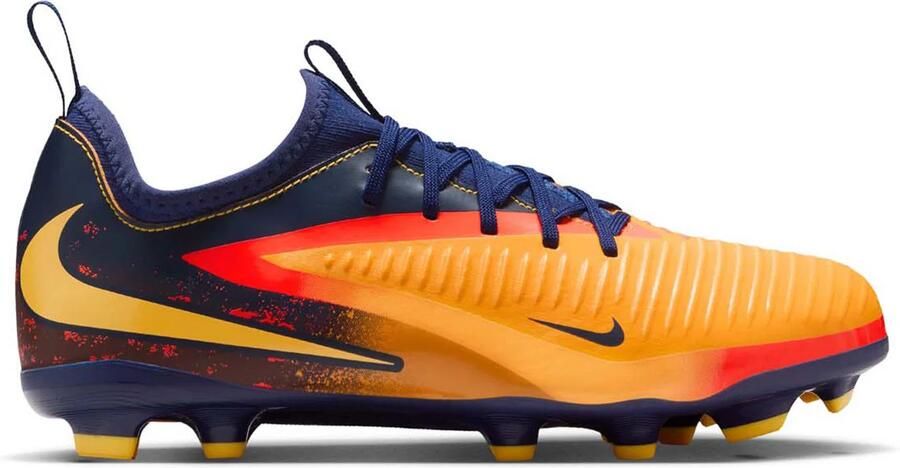 Nike Jr. Phantom 6 Low Academy 'Erling Haaland' voetbalschoenen voor kids (meerdere ondergronden) Oranje