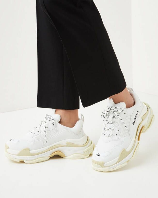 Balenciaga Triple S sneaker met mesh details - Foto 3