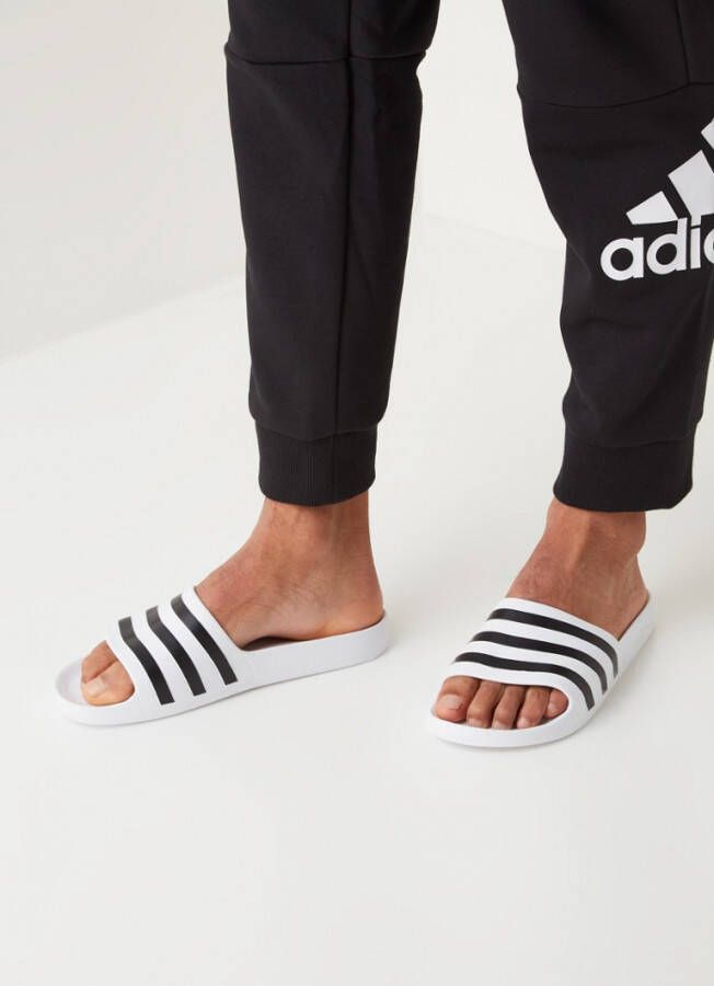 Adidas Adilette Aqua slipper met streepdessin