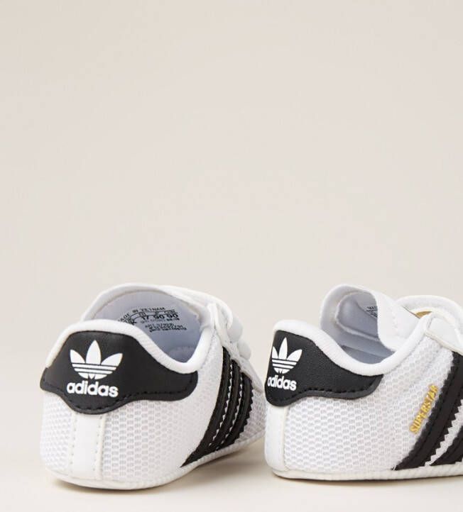 Adidas Superstar babyschoentje