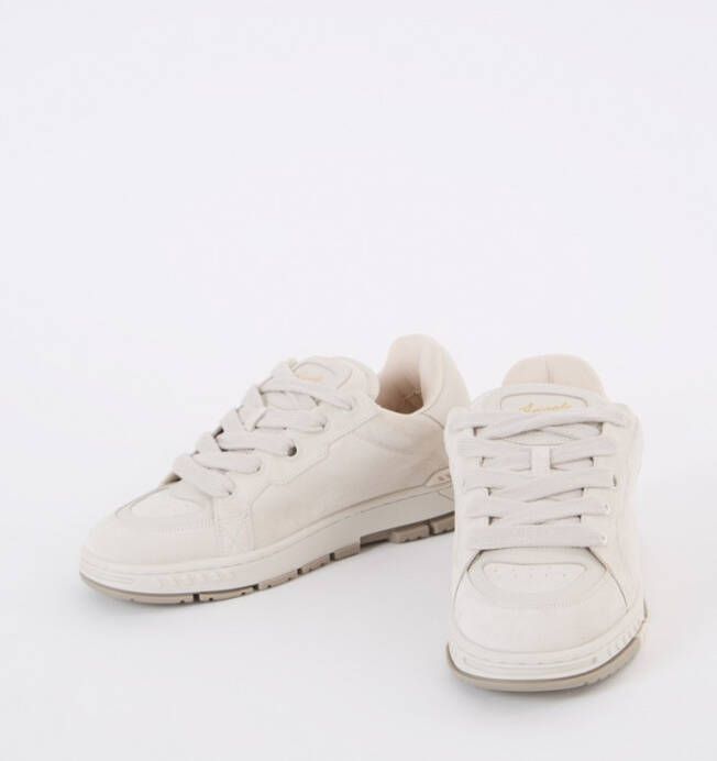 Axel Arigato Area Haze sneaker van suède met leren details
