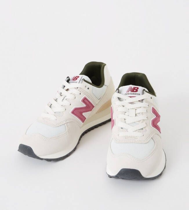 New Balance 574 sneaker met suède details