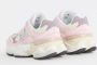 New Balance 9060 (GS) Lifestyle in lichtroze formaten: 35.5 - Thumbnail 3