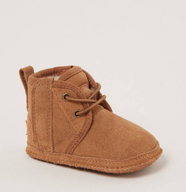 Ugg Neumel babyschoentje van suède