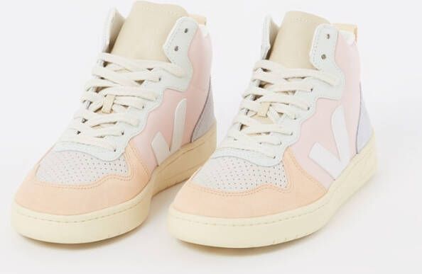 Veja V-15 sneaker van leer met suède details