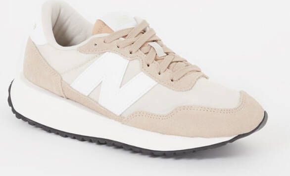 New Balance 237 sneaker met suède details