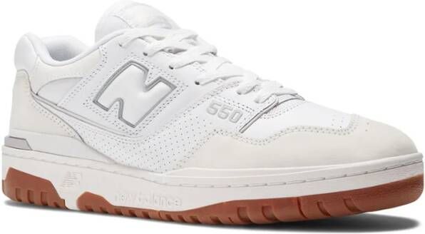 New Balance 550 sneaker met leren en suède details