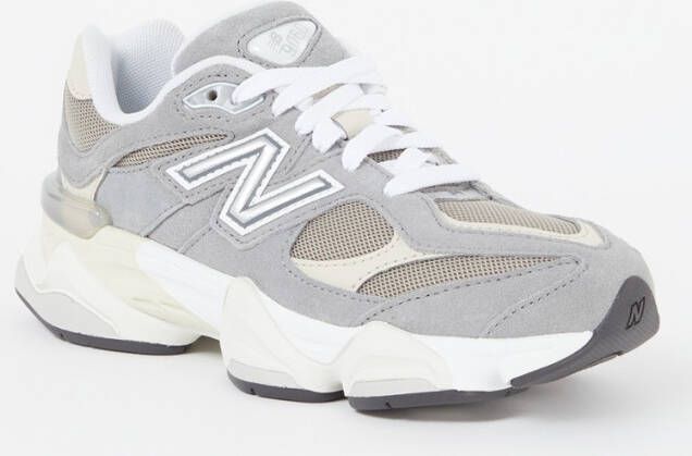 New Balance 9060 (GS) Lifestyle in grijs formaten: 37.5