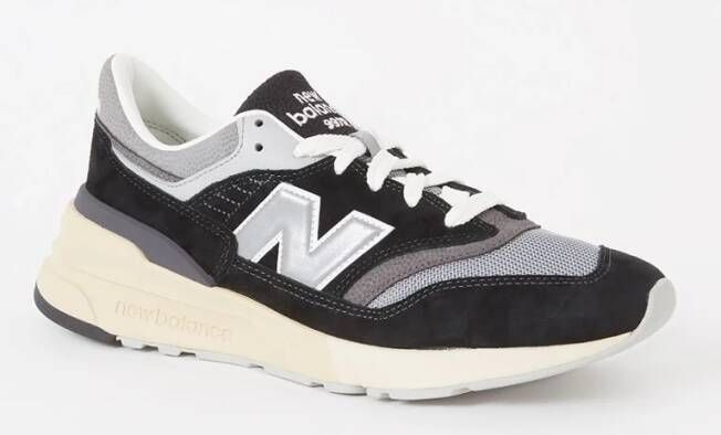 New Balance 997R sneaker met suède details