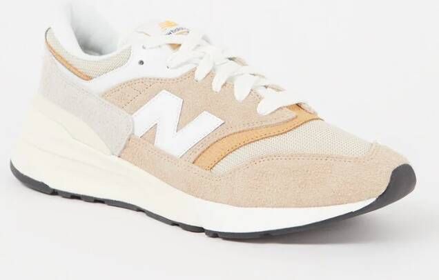 New Balance 997R sneaker met suède details