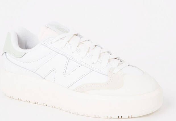 New Balance CT302 sneaker met suède details