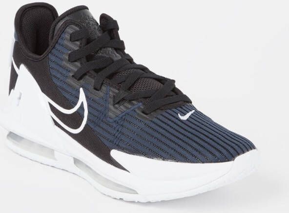 Nike Lebron Witness 6 sneaker