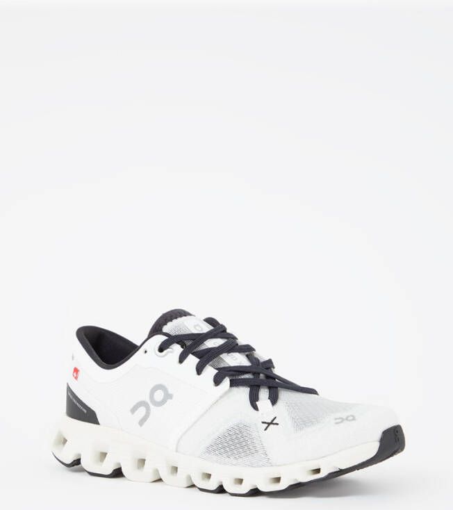 ON Running Cloud X 3 sneaker met mesh details