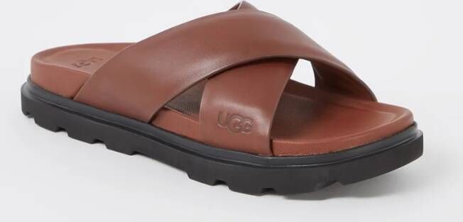 Ugg Capitola Cross slipper van leer