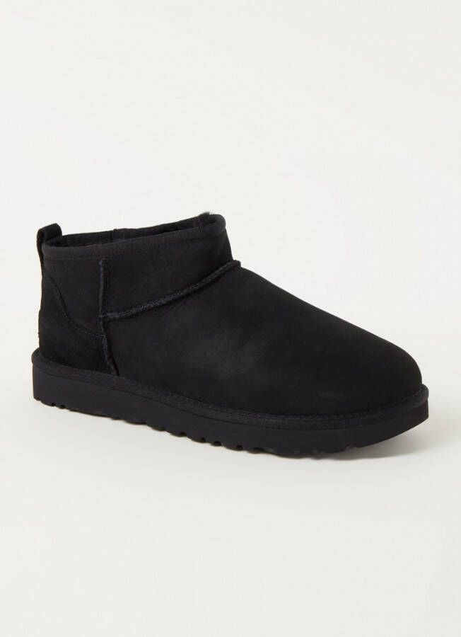 Ugg Classic Ultra Mini enkellaarsje van suède