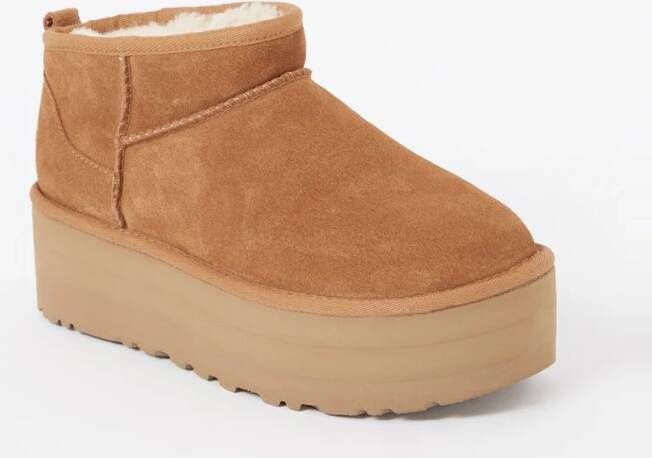 Ugg Classic Ultra Mini Platform enkellaarsje van suède