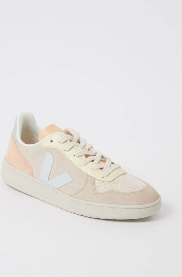 Veja V-10 sneaker met suède details