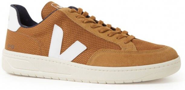 Veja V-12 sneaker met suède details