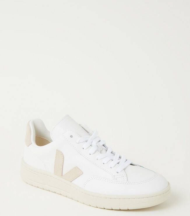 Veja V-12 sneaker van leer met suède details