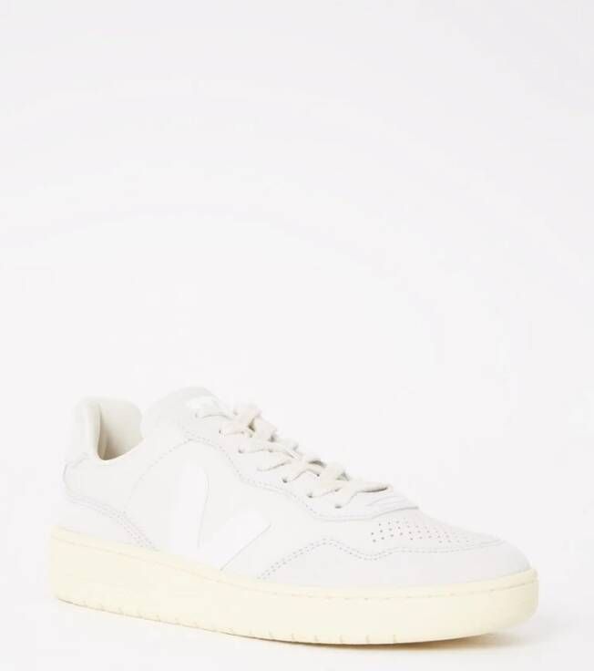 Veja V-90 sneaker van leer met suède details