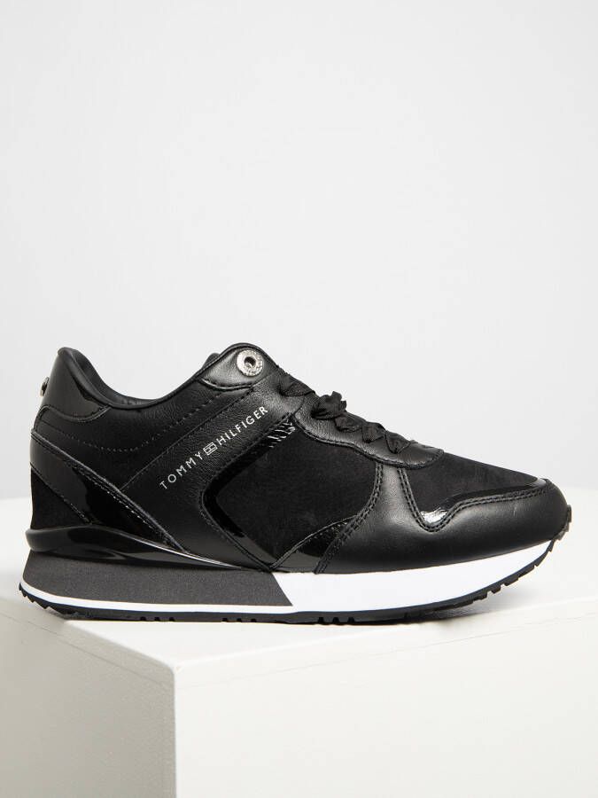 hoffelijkheid Weigeren insect Tommy Hilfiger Sneakers in zwart voor Dames Dressy Wedge Mat Mix Sneaker - Schoenen.nl hoffelijkheid Weigeren insect Tommy Hilfiger Sneakers in zwart voor Dames Dressy Wedge Mat Mix Sneaker - Schoenen.nl