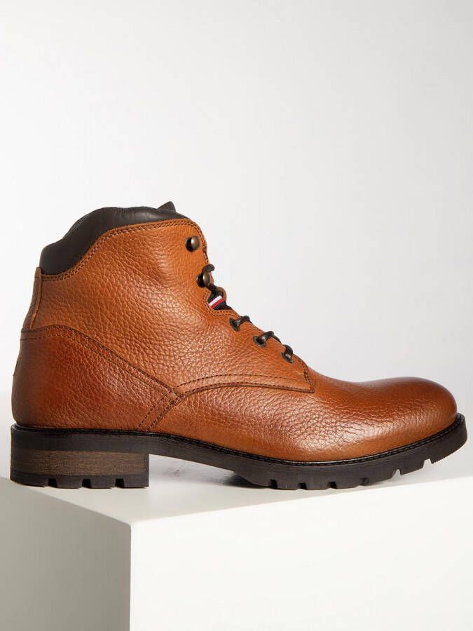 pak Toerist band Tommy Hilfiger Veterboots in bruin voor Heren Classic Warm Tumble LTH Boot - Schoenen.nl pak Toerist band Tommy Hilfiger Veterboots in bruin voor Heren Classic Warm Tumble LTH Boot - Schoenen.nl