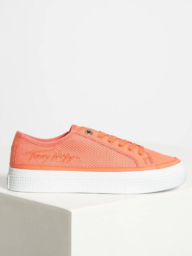 Tommy Hilfiger Plateausneakers ESSENTIAL TH MESH SNEAKER met logoborduursel opzij