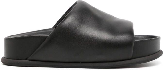 3.1 Phillip Lim Slippers met plateauzool Zwart