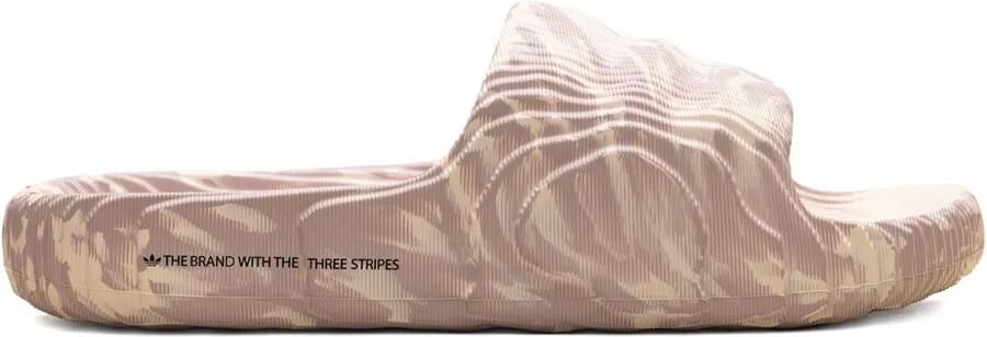 Adidas Adilette slippers met textuur Beige