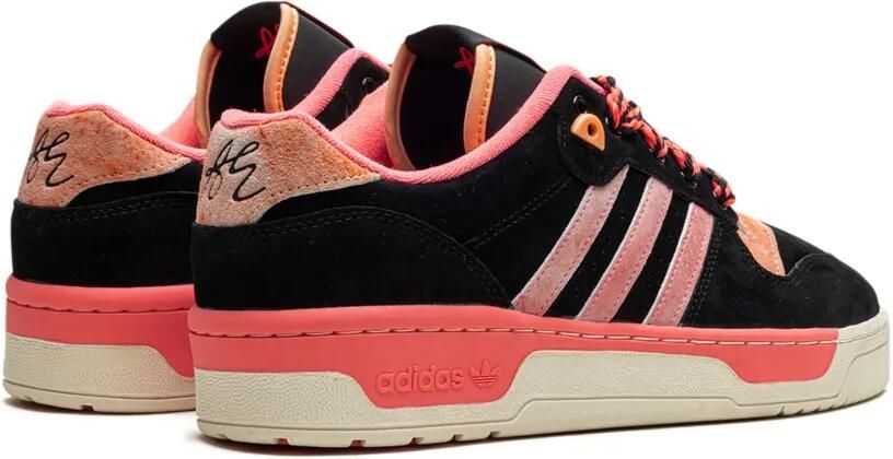 Adidas Anthony Edwards Rivalry Low "With Love" sneakers Zwart - Foto 3