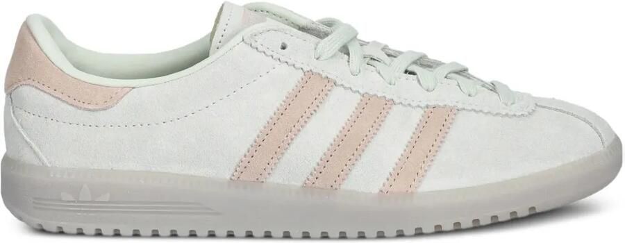 Adidas Kantai Trail sneakers met vlakken en uitgesneden details Bruin